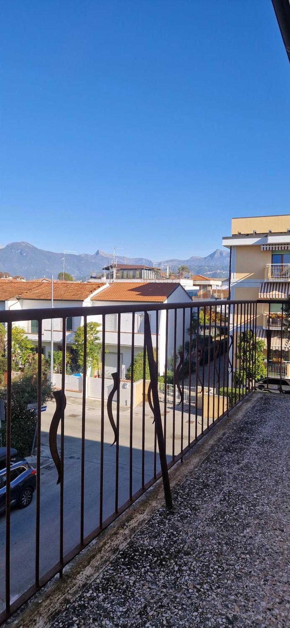 Summer Apartment Viareggio Bagian luar foto